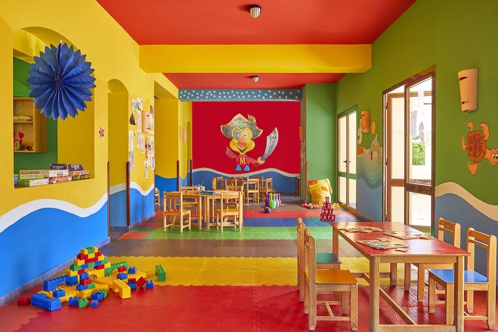 Jaz Belvedere Šarm aš-Šajch Exteriér fotografie A nursery school in Spain